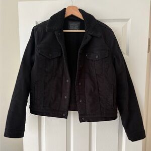 Levi’s Black Sherpa-Lined Trucker Jacket